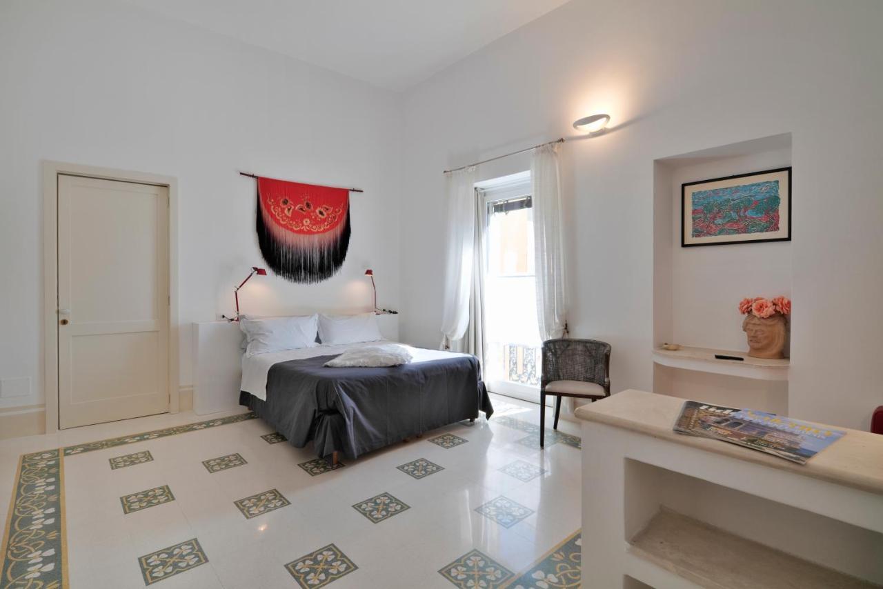 Palazzo Rollo Bed and Breakfast Lecce Exteriör bild